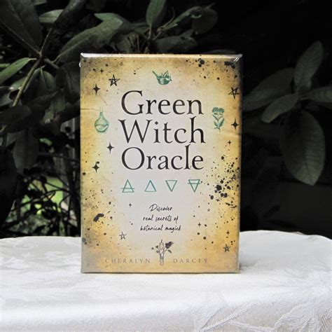 Interpretation of the Green Witch Oracle Card: Spirituality and Connection